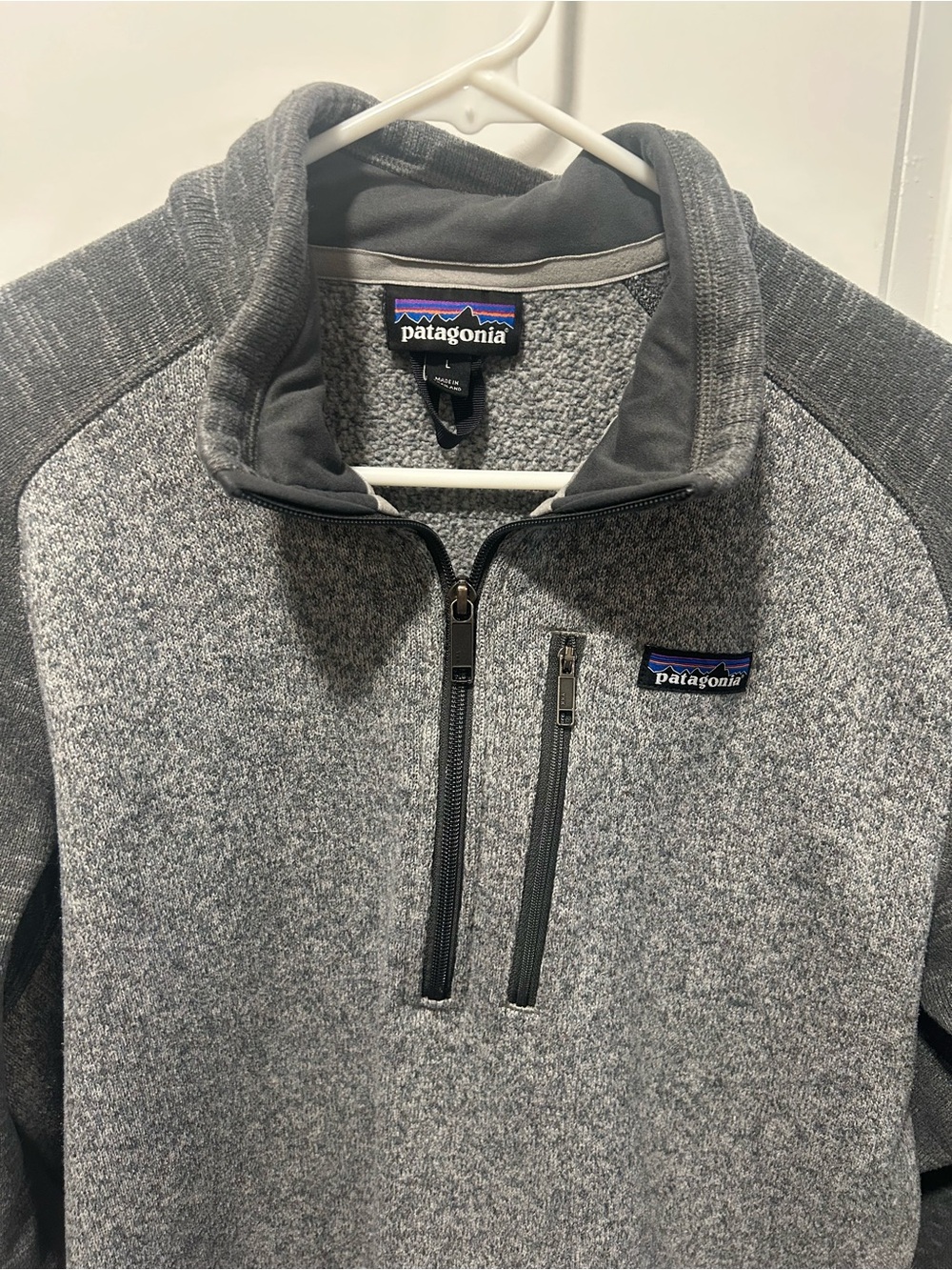 Patagonia Men’s Gray Zip-Neck Fleece Pullover - Size Large
